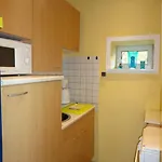 Rentcenter79 *