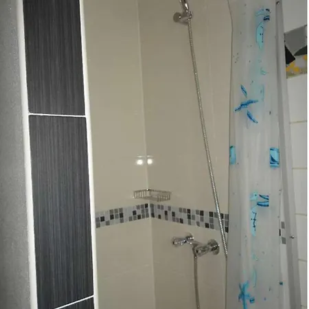 Apartment Rentcenter79 *